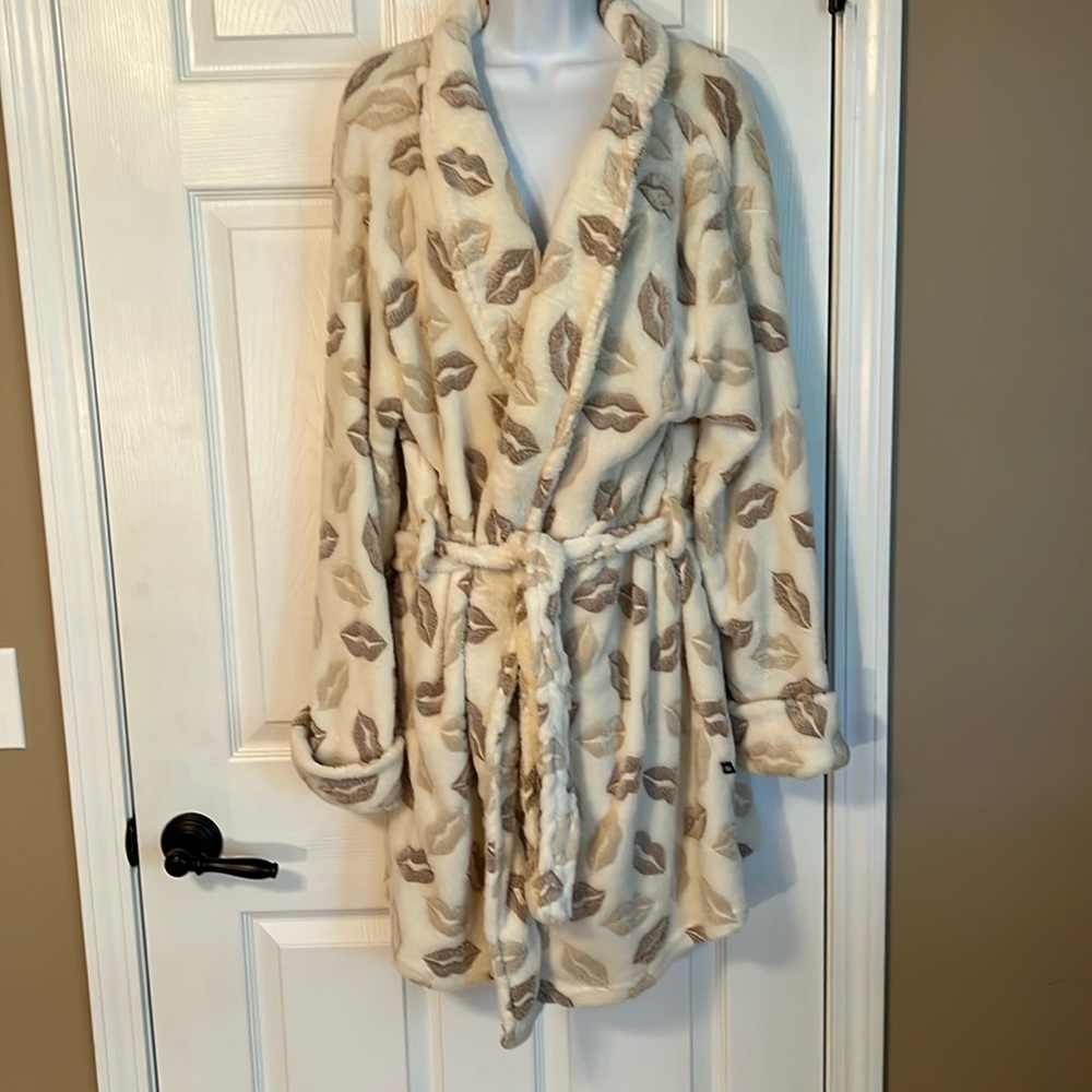 Women's Robe XL